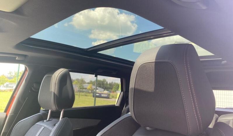 Peugeot 5008 GT / EAT8 / 7 Places / 1.5 Blu complet