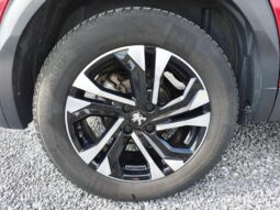 Peugeot 2008 Allure / 130ch / GPS complet
