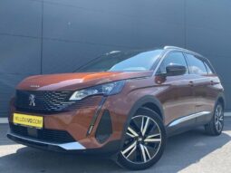 Peugeot 5008 GT / EAT8 / 7 Places / 1.5 Blu complet