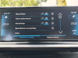 Peugeot 2008 Allure / 130ch / GPS complet
