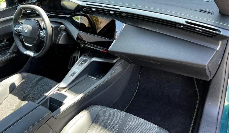 Peugeot 308 SW GT / Hybrid 136 / SW complet