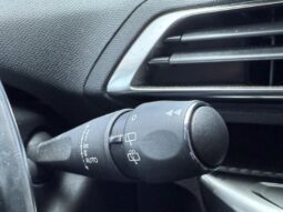 Peugeot 3008 Allure Pack / EAT8 / 1.5 BlueH complet