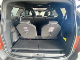 Peugeot 5008 GT / EAT8 / 7 Places / 1.5 Blu complet