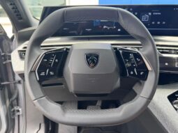Peugeot 5008 New / Allure / Hybrid 145 e-DC complet