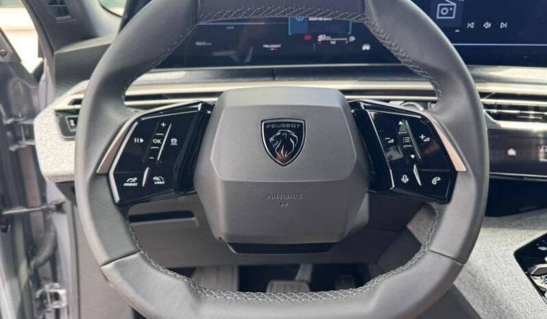 Peugeot 5008 New / Allure / Hybrid 145 e-DC complet