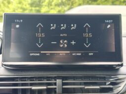 Peugeot 5008 GT / EAT8 / 7 places / 1.5 Blu complet