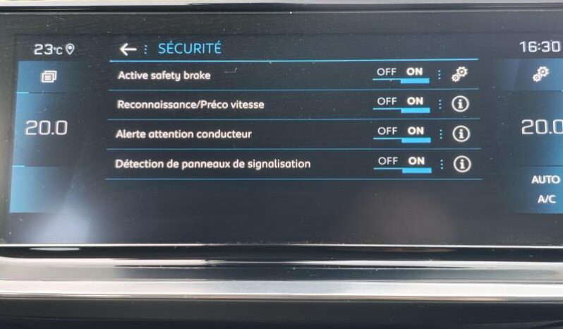 Peugeot 2008 Allure / 130ch / GPS complet