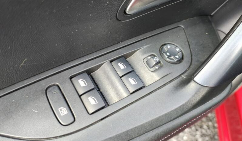 Peugeot 2008 Allure / 130ch / GPS complet