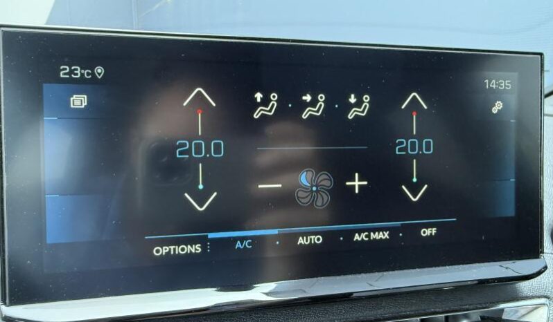 Peugeot 3008 Allure Pack / EAT8 / 1.5 BlueH complet