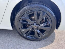 Peugeot 308 Allure / EAT8 / 1.5 BlueHDi complet