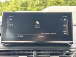Peugeot 5008 GT / EAT8 / 7 places / 1.5 Blu complet