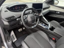 Peugeot 5008 GT / EAT8 / 7 places / 1.5 Blu complet