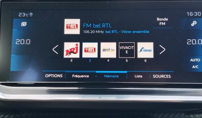 Peugeot 2008 Allure / 130ch / GPS complet