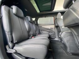 Peugeot 5008 GT / EAT8 / 7 Places / 1.5 Blu complet