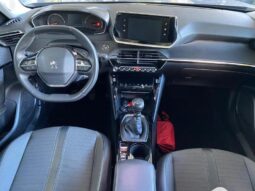 Peugeot 2008 Allure / GPS / 130ch complet