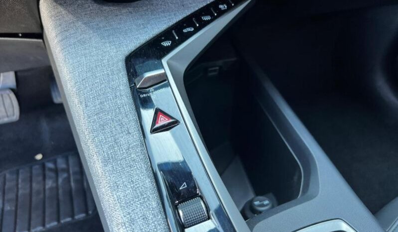 Peugeot 5008 Allure / Toit Ouvrant / 7 Plac complet