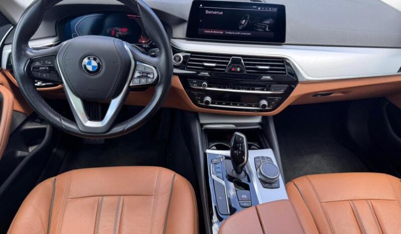 BMW Serie 5 520 Touring / Toit Ouvrant / MHEV complet