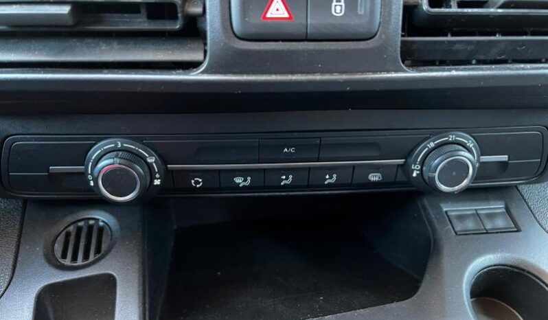 Peugeot Partner 1.5 BlueHDI / GPS / Carplay complet