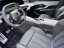 Peugeot 3008 GT / Hybrid 145 / e-DCS6 complet
