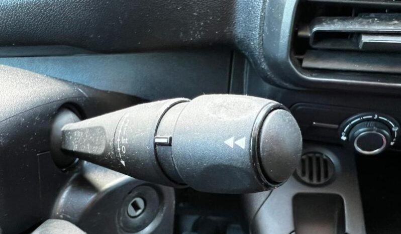 Peugeot Partner 1.5 BlueHDI / GPS / Carplay complet