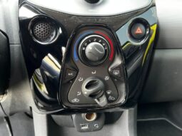 Peugeot 108 Style / 1.0 VTi / Clim / Bluet complet