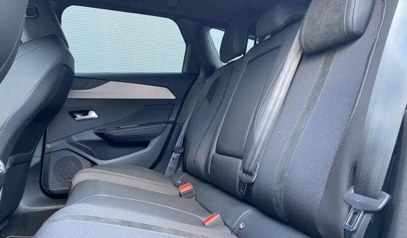 Peugeot 308 SW GT / Hybrid 136 complet