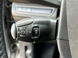 Peugeot 208 Signature / GPS complet