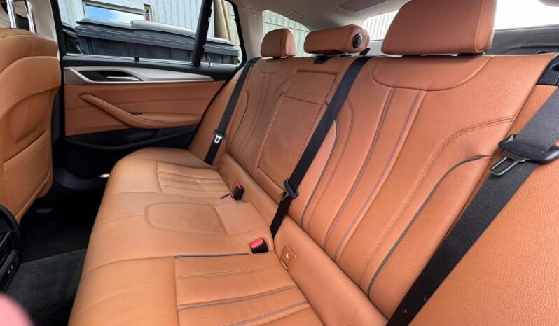 BMW Serie 5 520 Touring / Toit Ouvrant / MHEV complet