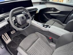 Peugeot 3008 GT / Hybrid 145 / e-DCS6 complet