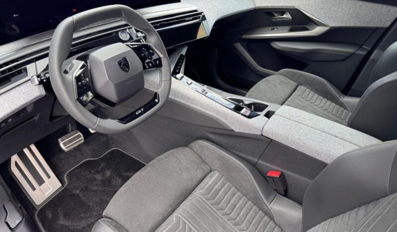 Peugeot 3008 GT / Hybrid 145 / e-DCS6 complet
