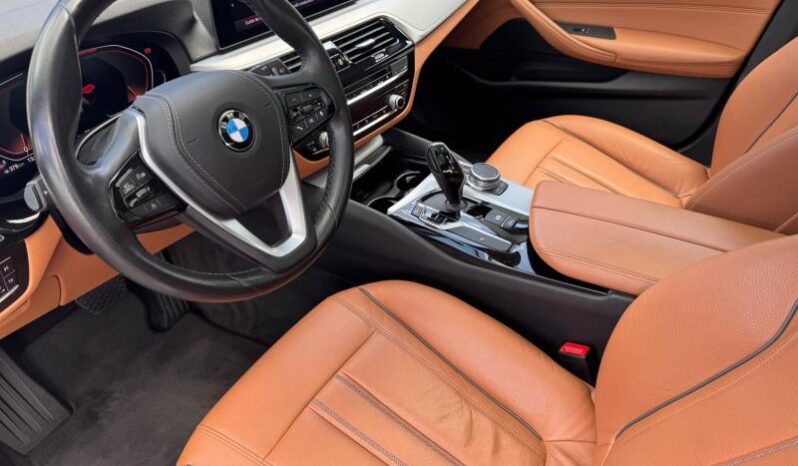 BMW Serie 5 520 Touring / Toit Ouvrant / MHEV complet