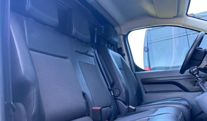 Peugeot Expert Standard Premium / 122ch complet