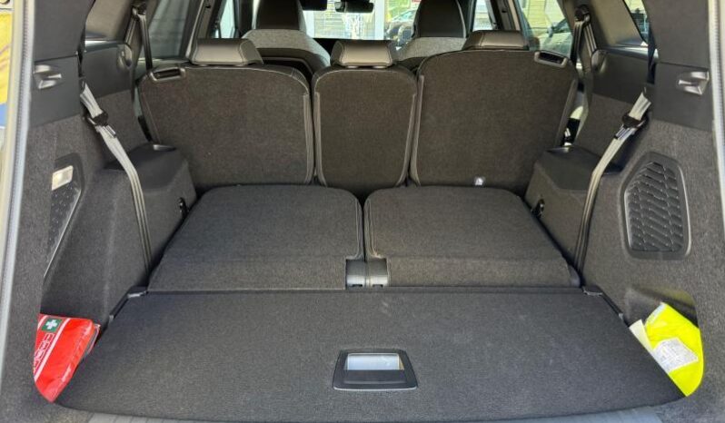 Peugeot 5008 GT Hybrid 145 e-DCS6 complet