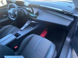 Peugeot 308 Allure / EAT8 / Carplay complet