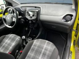 Peugeot 108 Style / 1.0 VTi / Clim / Bluet complet