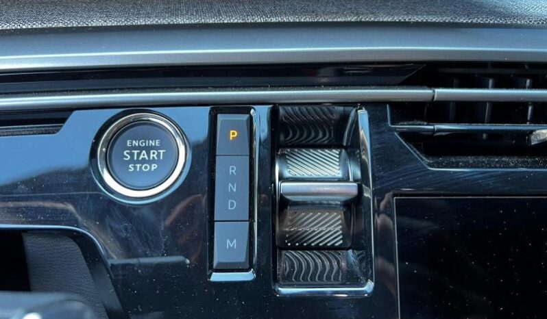 Peugeot 5008 Allure / Toit Ouvrant / 7 Plac complet