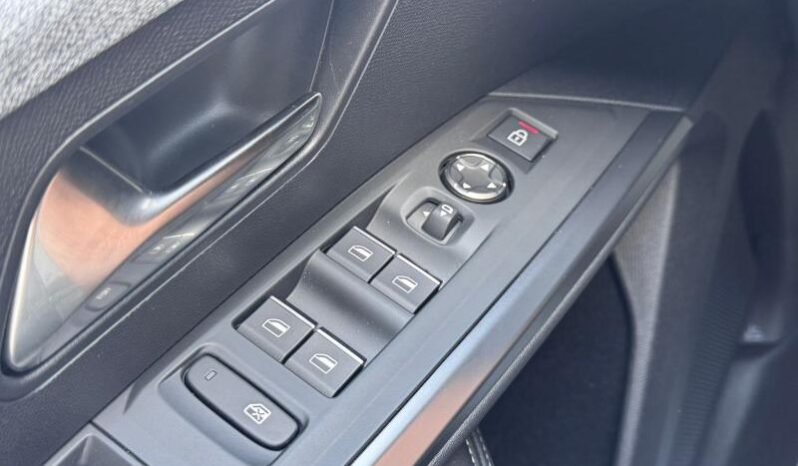 Peugeot 3008 GT / Hybrid 136 / E-DSC6 complet