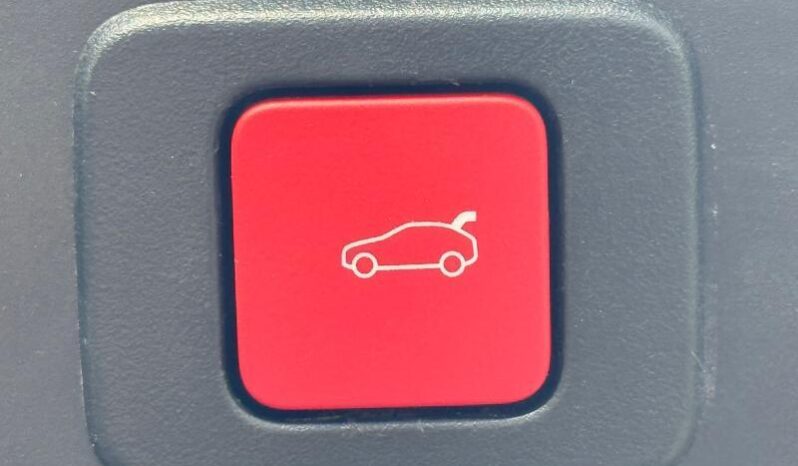 Peugeot 3008 GT / Hybrid 145 / e-DCS6 complet