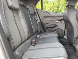 Peugeot 2008 GT / EAT8 complet