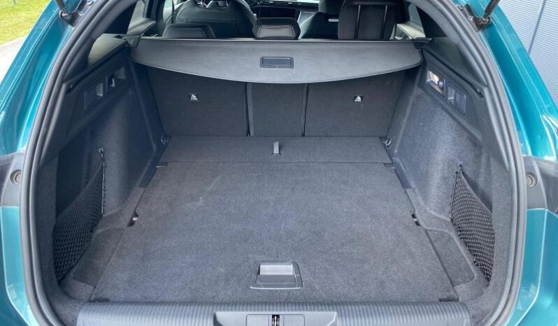 Peugeot 308 SW GT / Hybrid 136 complet