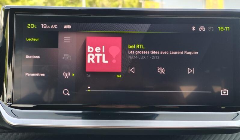 Peugeot 2008 GT / EAT8 complet