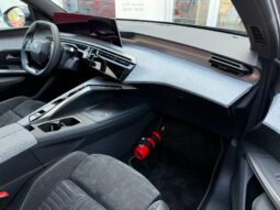 Peugeot 5008 GT Hybrid 145 e-DCS6 complet