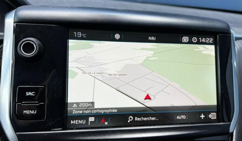 Peugeot 208 Signature / GPS complet