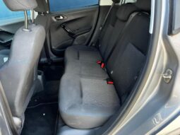 Peugeot 208 Signature / GPS complet