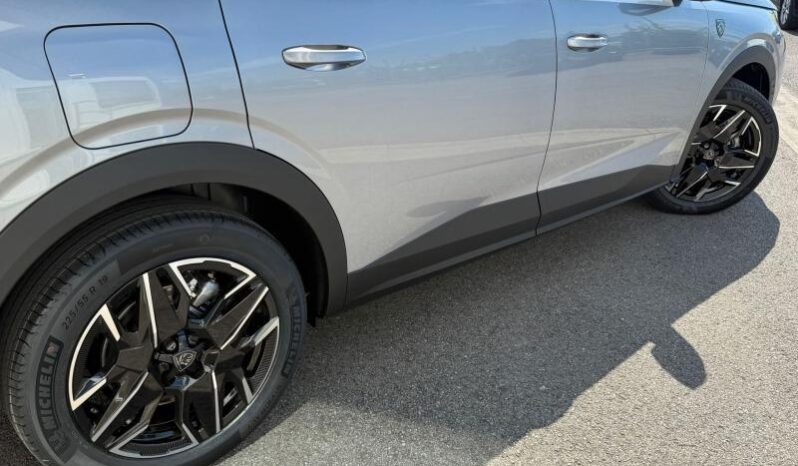 Peugeot 5008 GT Hybrid 145 e-DCS6 complet