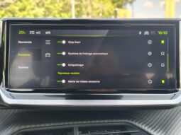 Peugeot 2008 GT / EAT8 complet