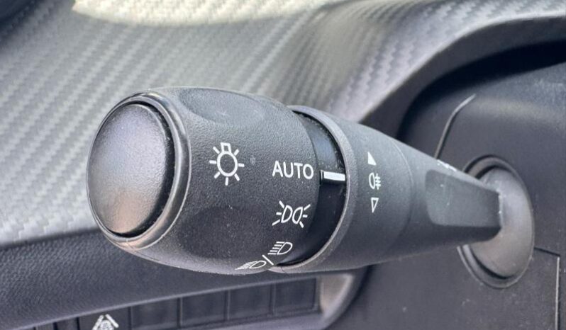 Peugeot 208 Like / Clim / Bluetooth complet