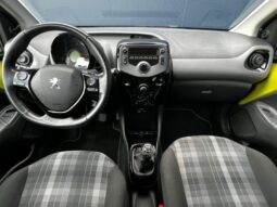 Peugeot 108 Style / 1.0 VTi / Clim / Bluet complet