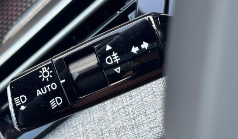 Peugeot 3008 GT / Hybrid 145 / e-DCS6 complet