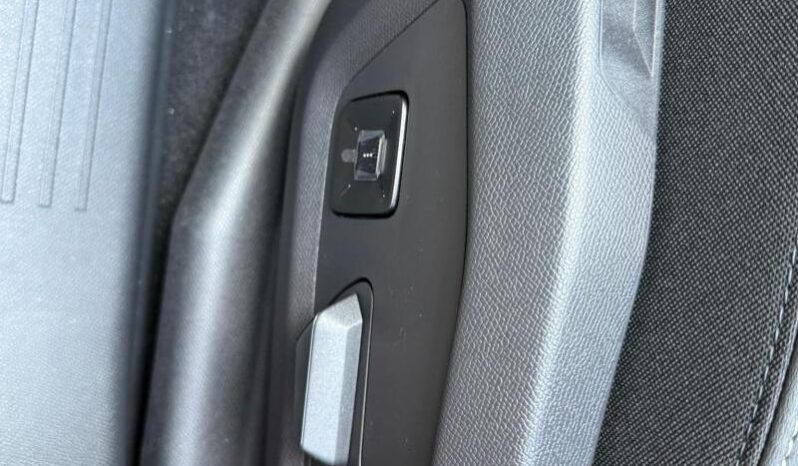 Peugeot 5008 GT Hybrid 145 e-DCS6 complet